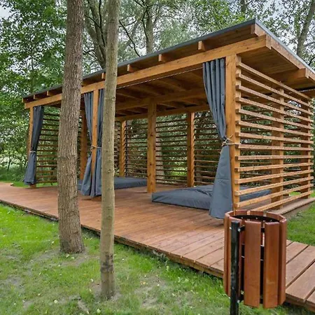 Appartement Awesome In *