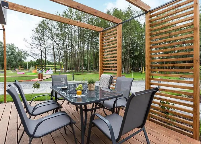 Apartment Awesome In *